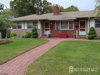 1818 W 4th W Street, Dunellen, NJ 08812