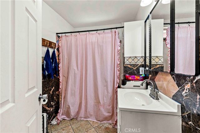 307 N KERN Avenue, East Los Angeles, CA 90022