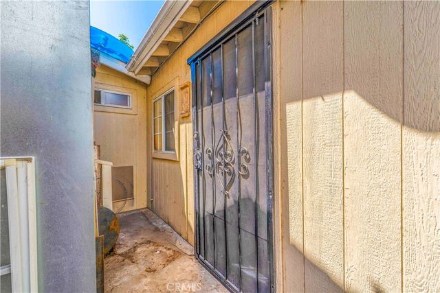 307 N KERN Avenue, East Los Angeles, CA 90022