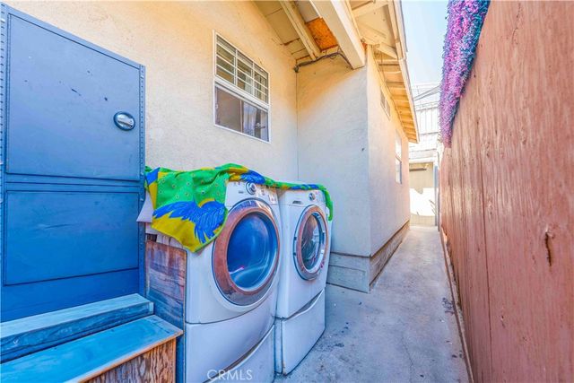 307 N KERN Avenue, East Los Angeles, CA 90022