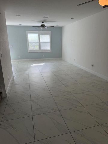 2810 NW Treviso Circle, Port St. Lucie, FL 34986