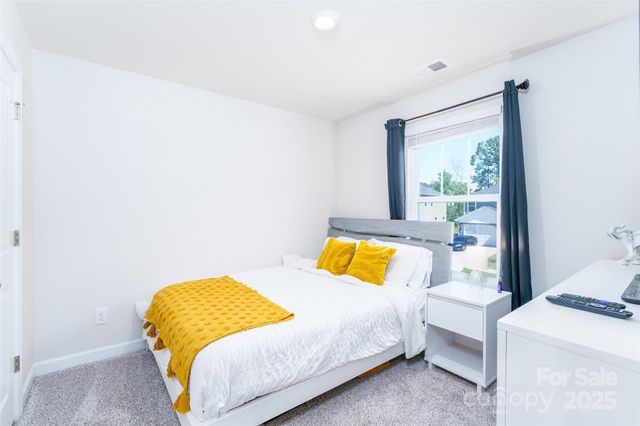 126 Guardian Gate Drive, Mooresville, NC 28115