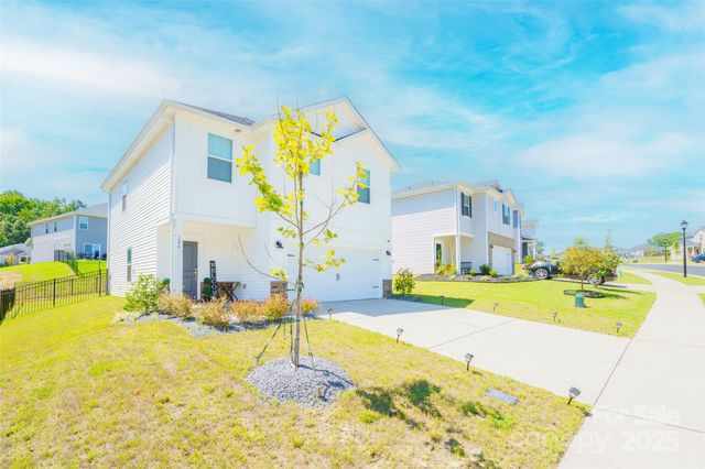 126 Guardian Gate Drive, Mooresville, NC 28115