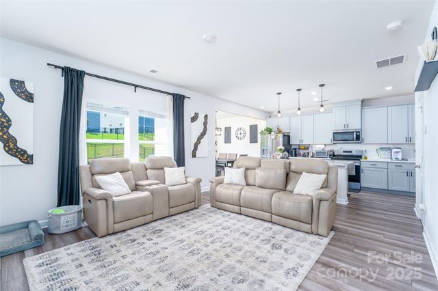 126 Guardian Gate Drive, Mooresville, NC 28115