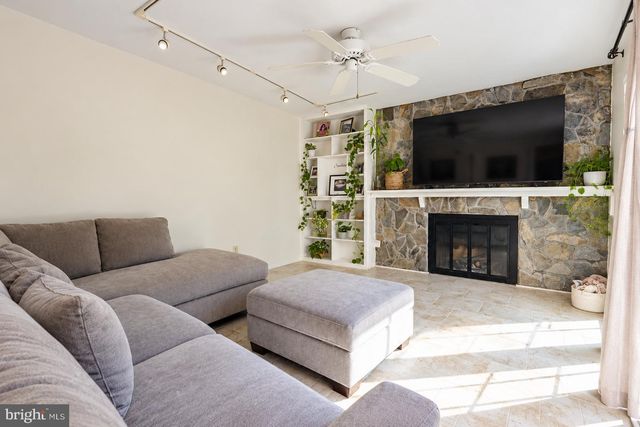 19225 DUNBRIDGE WAY, Gaithersburg, MD 20886