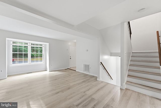 4200 GERRY LN, Woodbridge, VA 22193