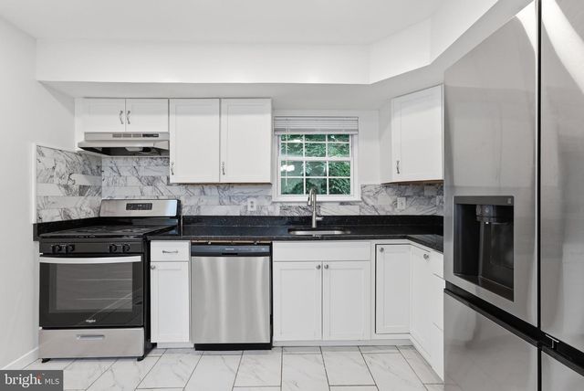 4200 GERRY LN, Woodbridge, VA 22193