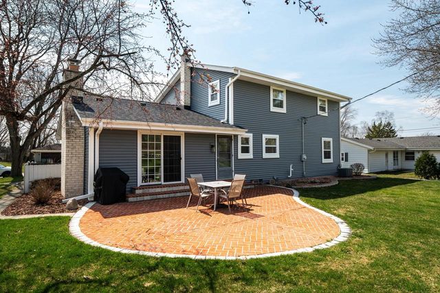 4748 Sumac LANE, Greendale, WI 53129
