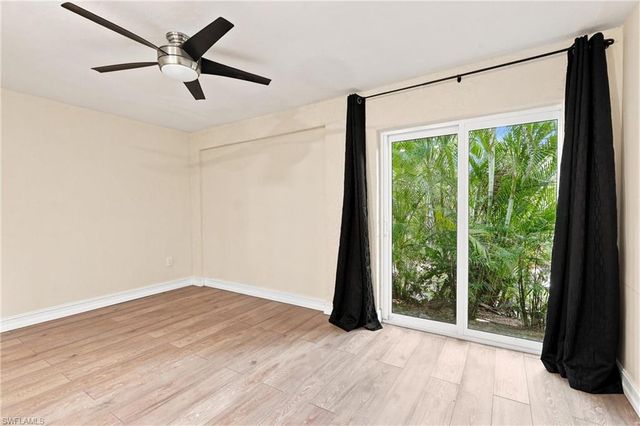 1117 Shady Rest LN, Naples, FL 34103