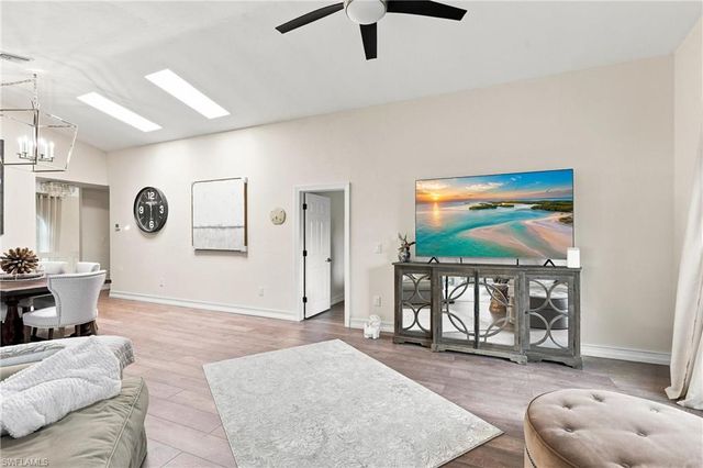 1117 Shady Rest LN, Naples, FL 34103