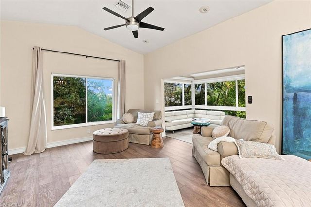 1117 Shady Rest LN, Naples, FL 34103