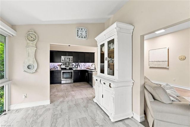1117 Shady Rest LN, Naples, FL 34103