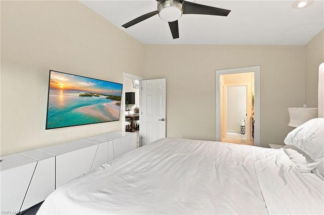 1117 Shady Rest LN, Naples, FL 34103