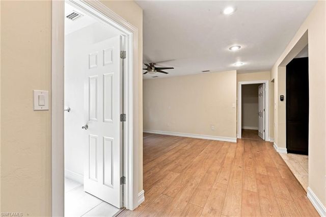 1117 Shady Rest LN, Naples, FL 34103