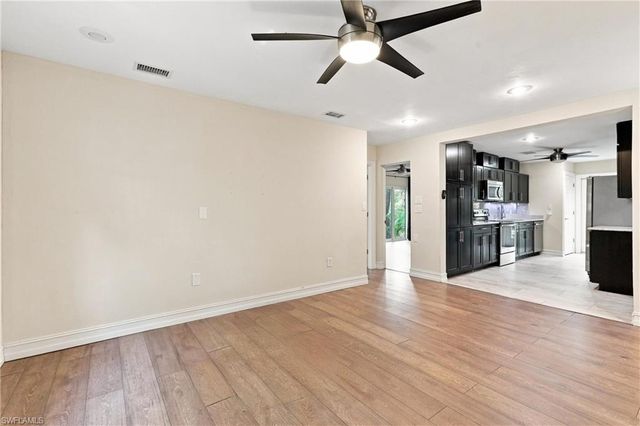 1117 Shady Rest LN, Naples, FL 34103