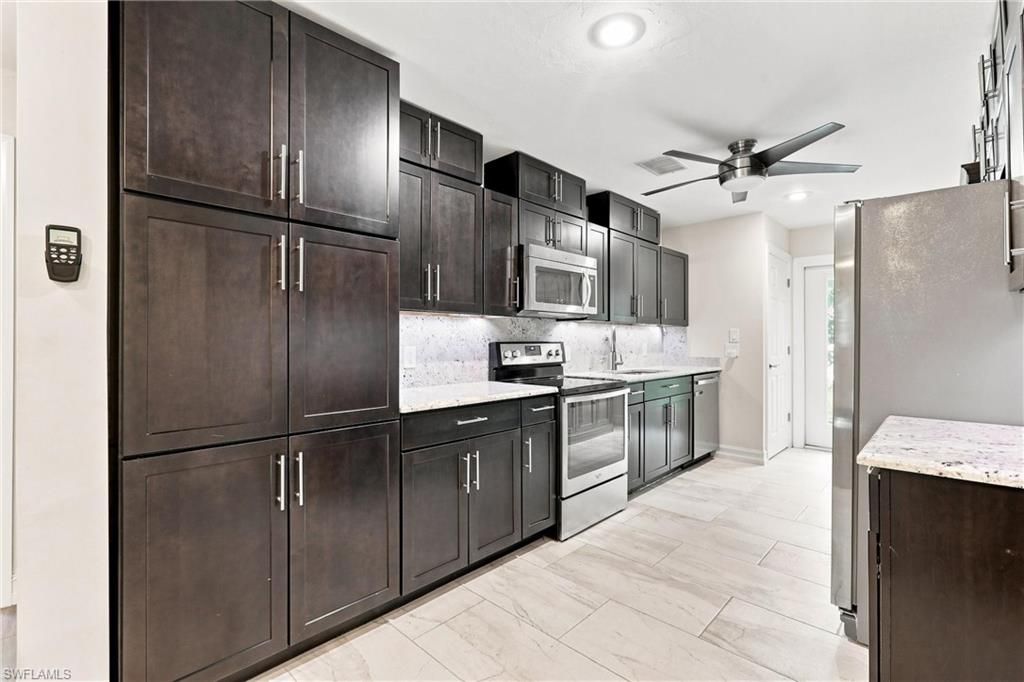 1117 Shady Rest LN, NAPLES, FL 34103 — photo 4