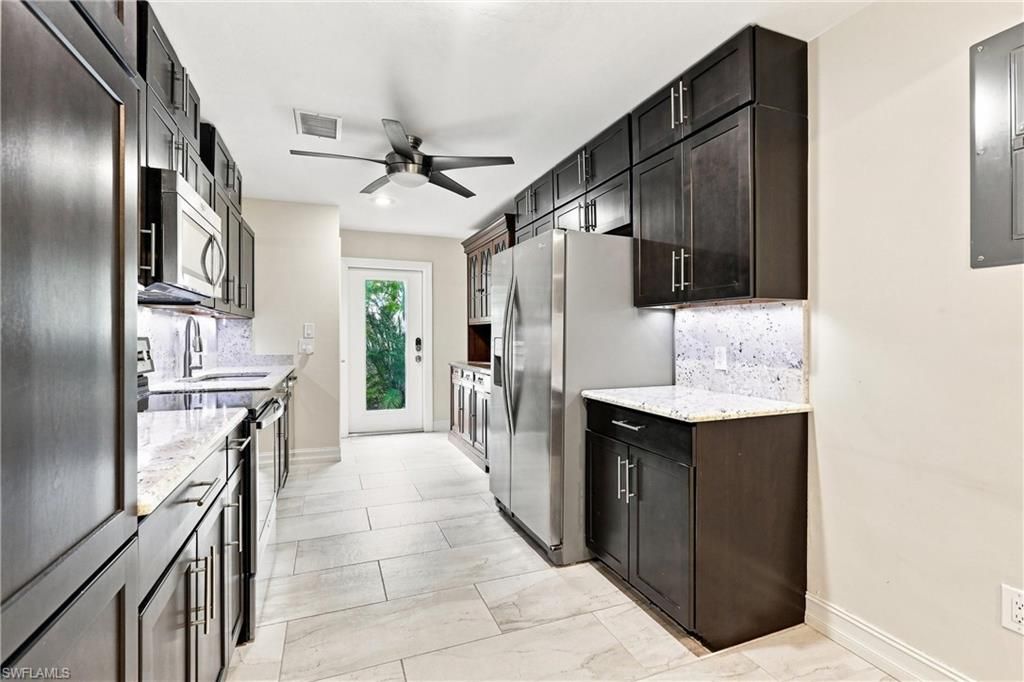 1117 Shady Rest LN, NAPLES, FL 34103 — photo 5