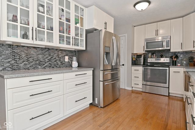 4763 Oakleigh Court, Greenwood, IN 46143