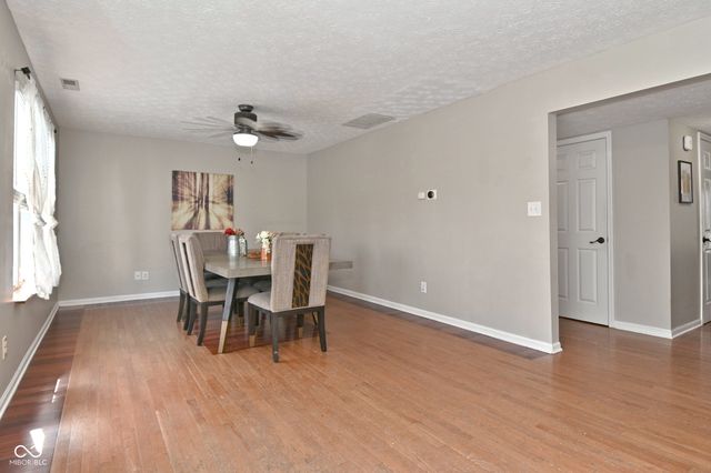 4763 Oakleigh Court, Greenwood, IN 46143