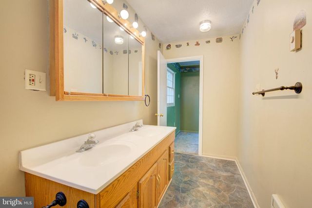 159 ASPEN TRL TRL, Winchester, VA 22602