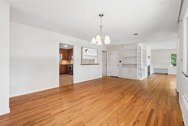 900 11th Avenue, Grinnell, IA 50112