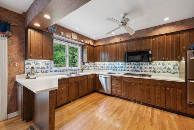 308 Rosslyn Road, Rosslyn Farms, PA 15106