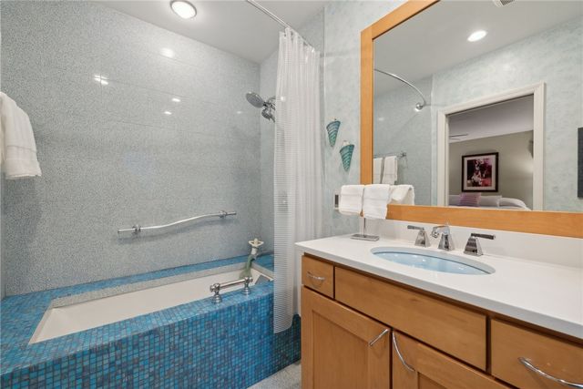 308 Rosslyn Road, Rosslyn Farms, PA 15106