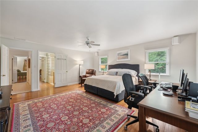 308 Rosslyn Road, Rosslyn Farms, PA 15106