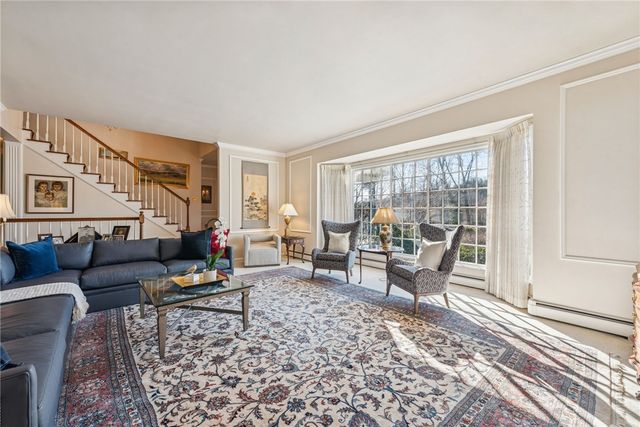 308 Rosslyn Road, Rosslyn Farms, PA 15106