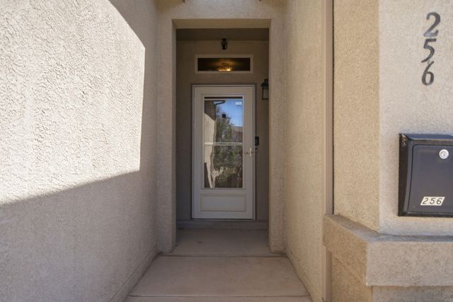 256 Landing Trail NE, Rio Rancho, NM 87124