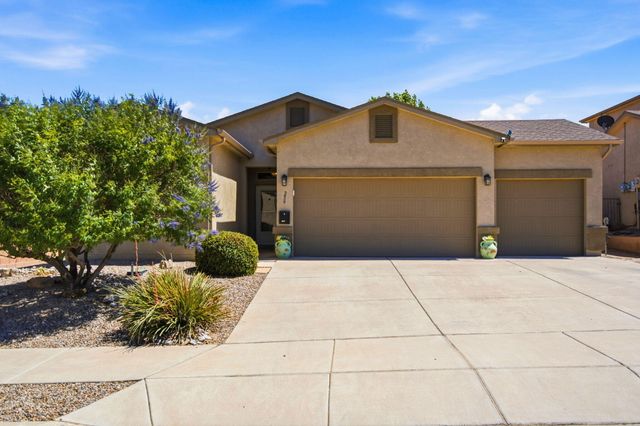 256 Landing Trail NE, Rio Rancho, NM 87124
