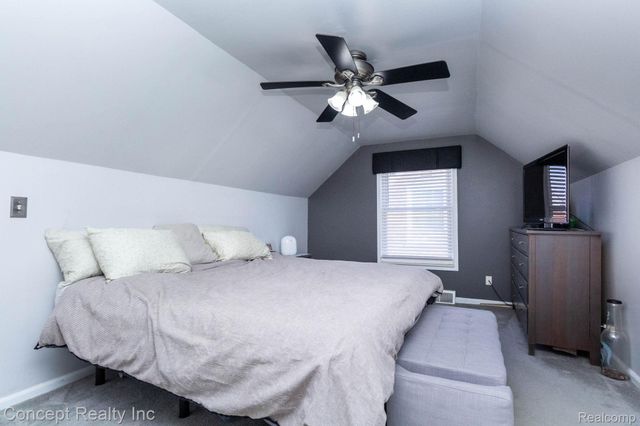 9717 Ruth Avenue, Allen Park, MI 48101