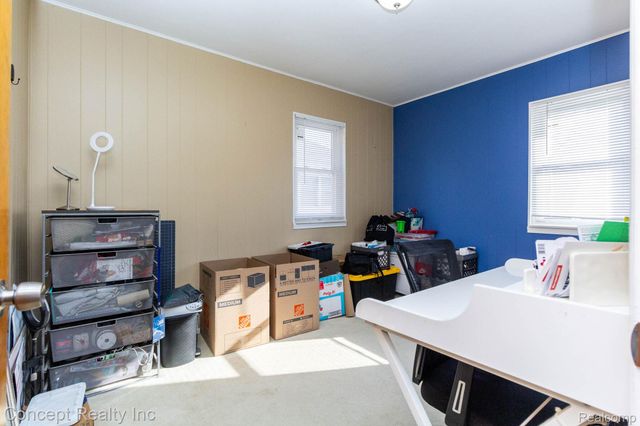 9717 Ruth Avenue, Allen Park, MI 48101