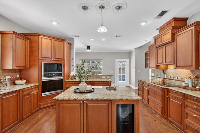 1004 Crooked Creek Cove, Niceville, FL 32578