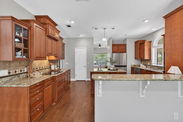 1004 Crooked Creek Cove, Niceville, FL 32578