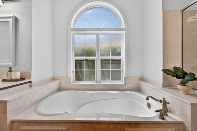 1004 Crooked Creek Cove, Niceville, FL 32578