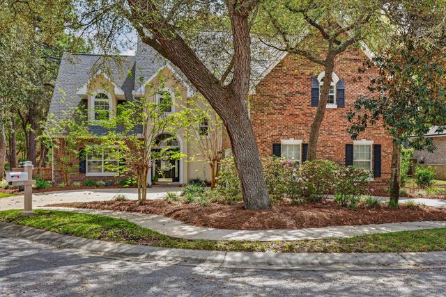 1004 Crooked Creek Cove, Niceville, FL 32578