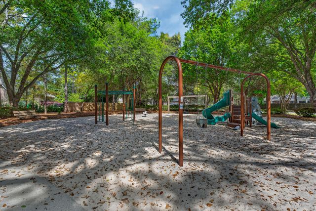 1004 Crooked Creek Cove, Niceville, FL 32578