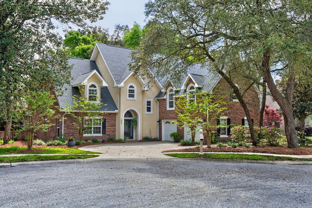 1004 Crooked Creek Cove, Niceville, FL 32578
