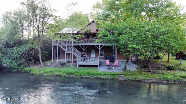 2197 Die Bend Road, Murphy, NC 28906