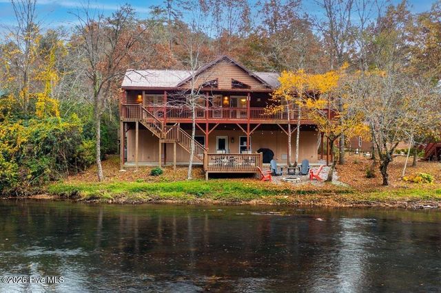 2197 Die Bend Road, Murphy, NC 28906