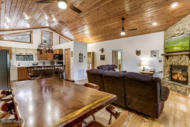 2197 Die Bend Road, Murphy, NC 28906