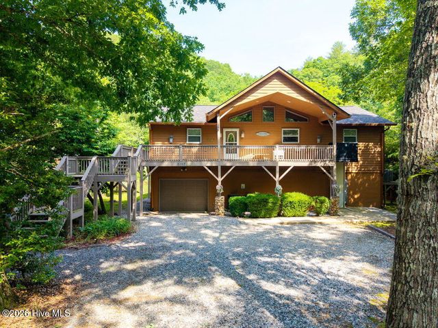 2197 Die Bend Road, Murphy, NC 28906