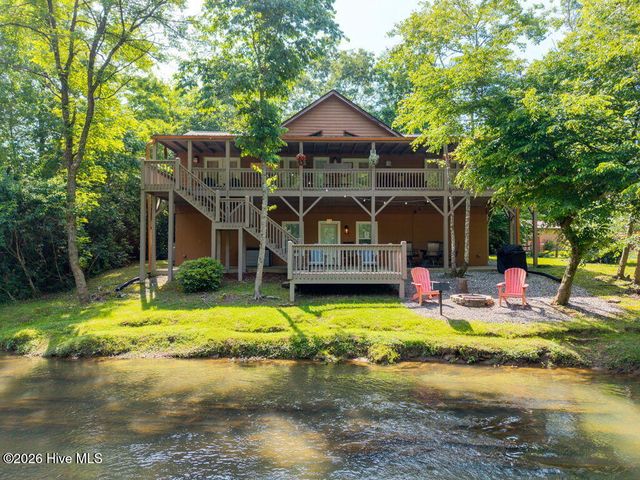 2197 Die Bend Road, Murphy, NC 28906