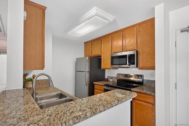 7120 Shoreline Dr 2303, San Diego, CA 92122