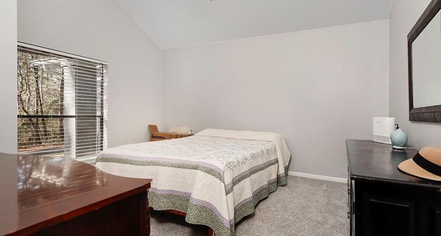 44 Lake Forest Circle, Conroe, TX 77384