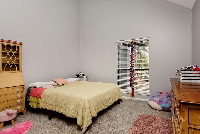 44 Lake Forest Circle, Conroe, TX 77384