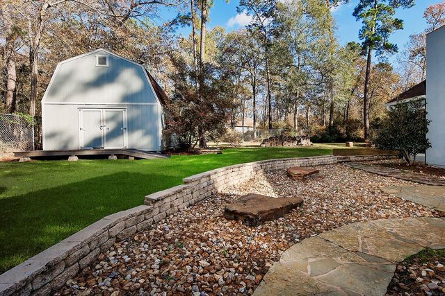 44 Lake Forest Circle, Conroe, TX 77384