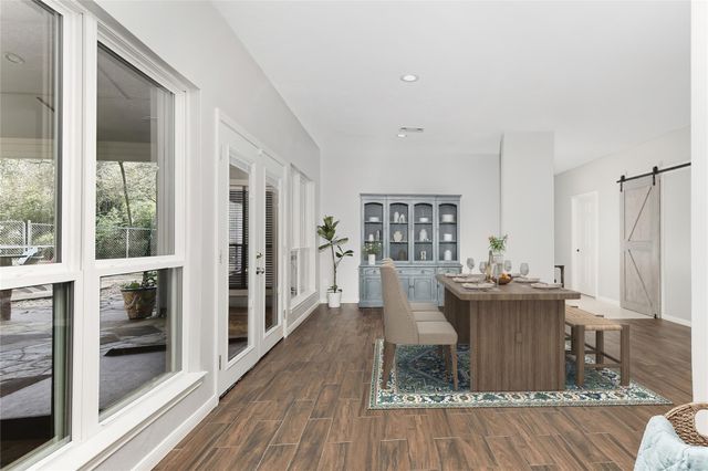 44 Lake Forest Circle, Conroe, TX 77384