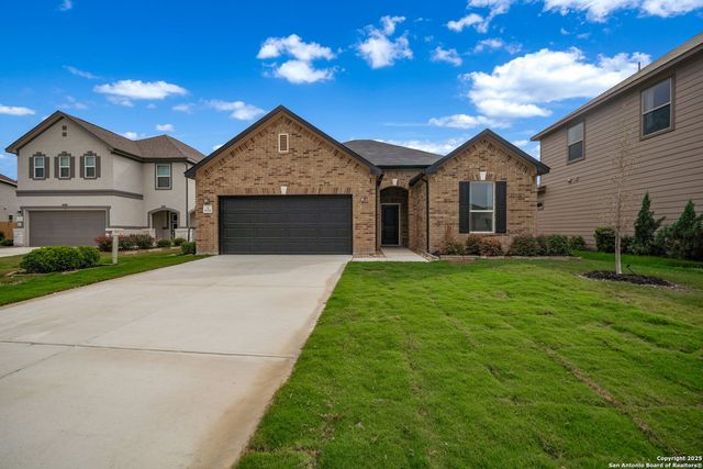 8014 Kingfisher Lndg, San Antonio, TX 78253